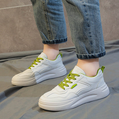 Ease Sneakers